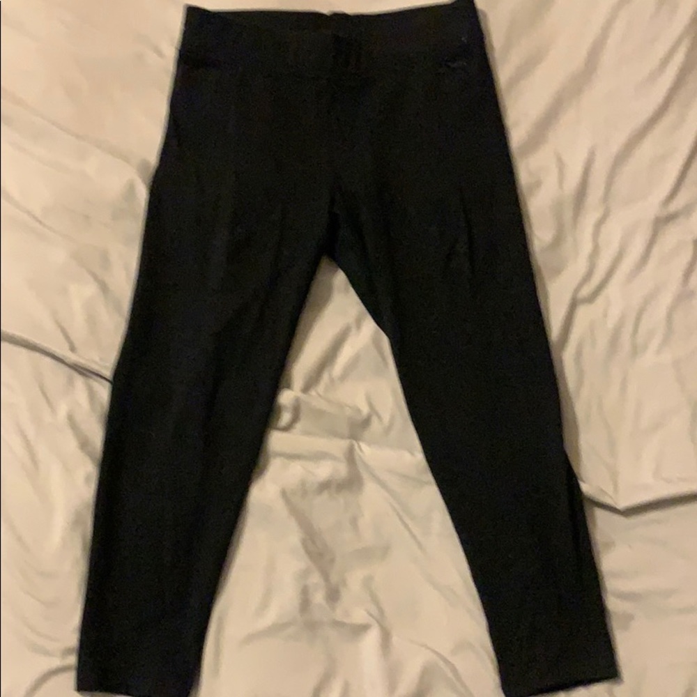 Pink Victoria secret Capri leggings size xs